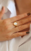 18k Gold Mother Of Pearl Ring