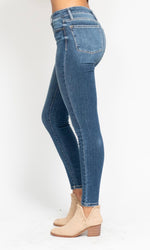 Judy Blue 5 Button Stretch Denim