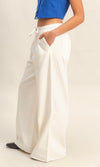 Elastic Waist Loose Fit Jeans